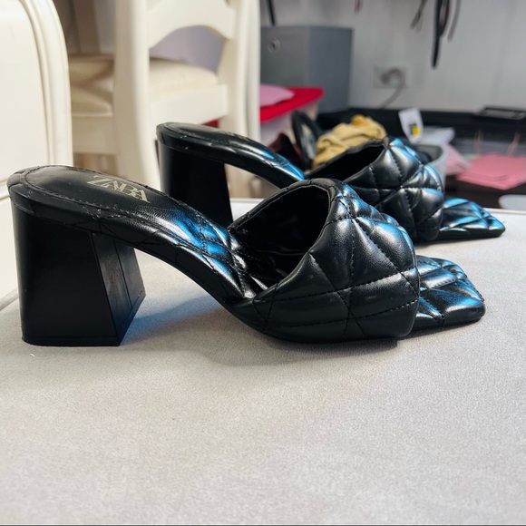 ZARA Wide Heeled Quilted Sandals Black - Picture 4 of 8
